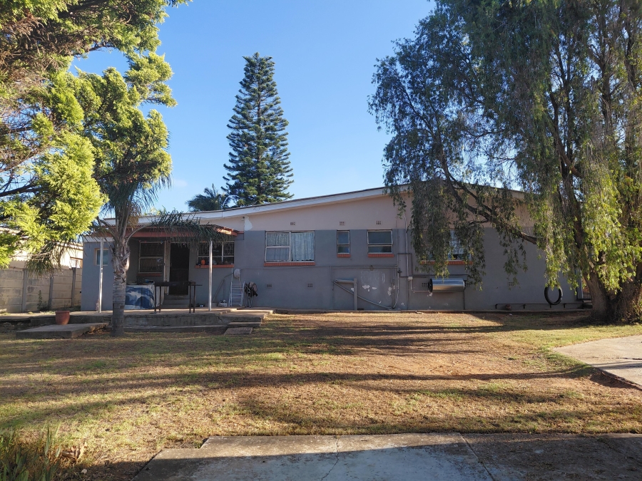 3 Bedroom Property for Sale in Bothasrus Eastern Cape